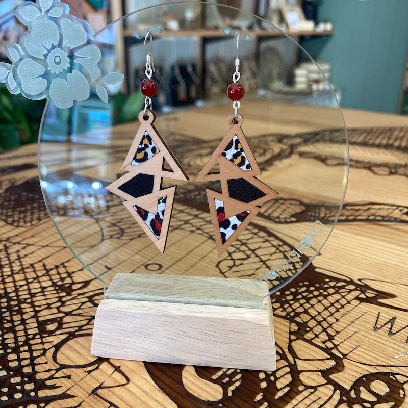 Boucle d'oreille - Triangulaire - Léopard rouge