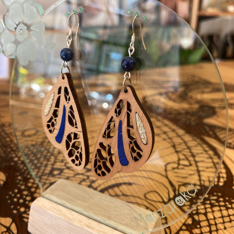 Boucle d'oreille - Aile de Papillon - Bleu éléctrique doré