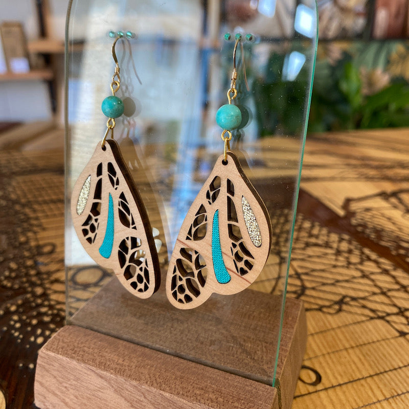 Boucle d'oreille - Aile de Papillon - Bleu turquoise doré