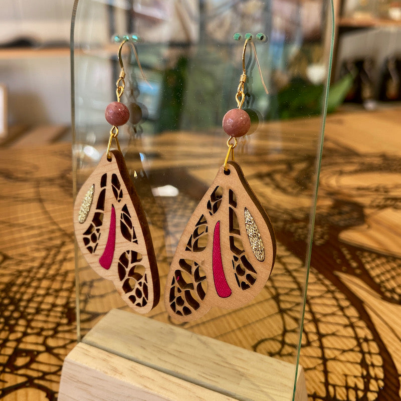 Boucle d'oreille - Aile de Papillon - Fushia doré